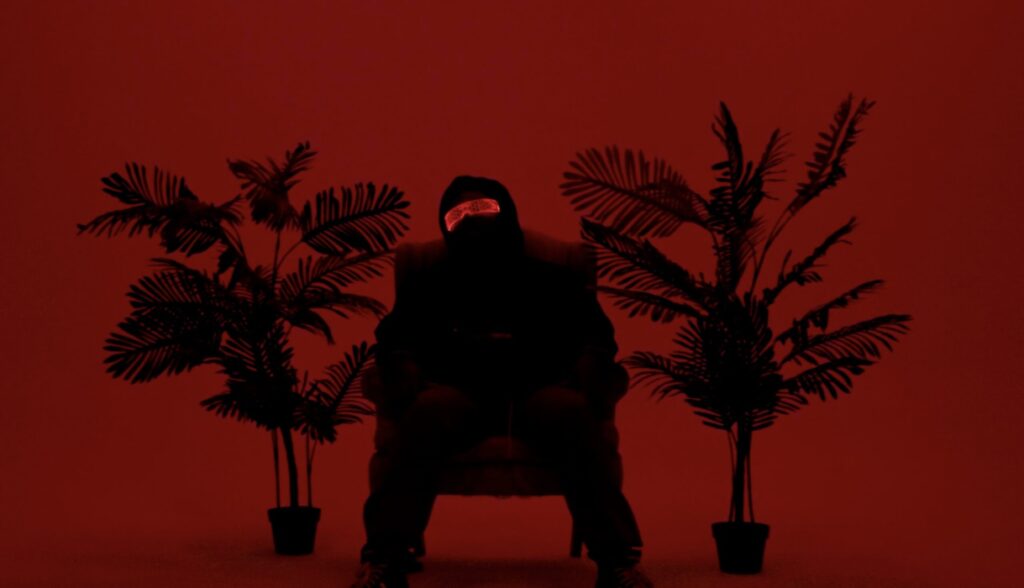 Namir Blade Returns with a Music Video for “MEPHISTO / DEEP”